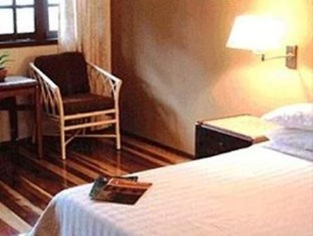كوانتان Duta Sands Beach Resort الغرفة الصورة